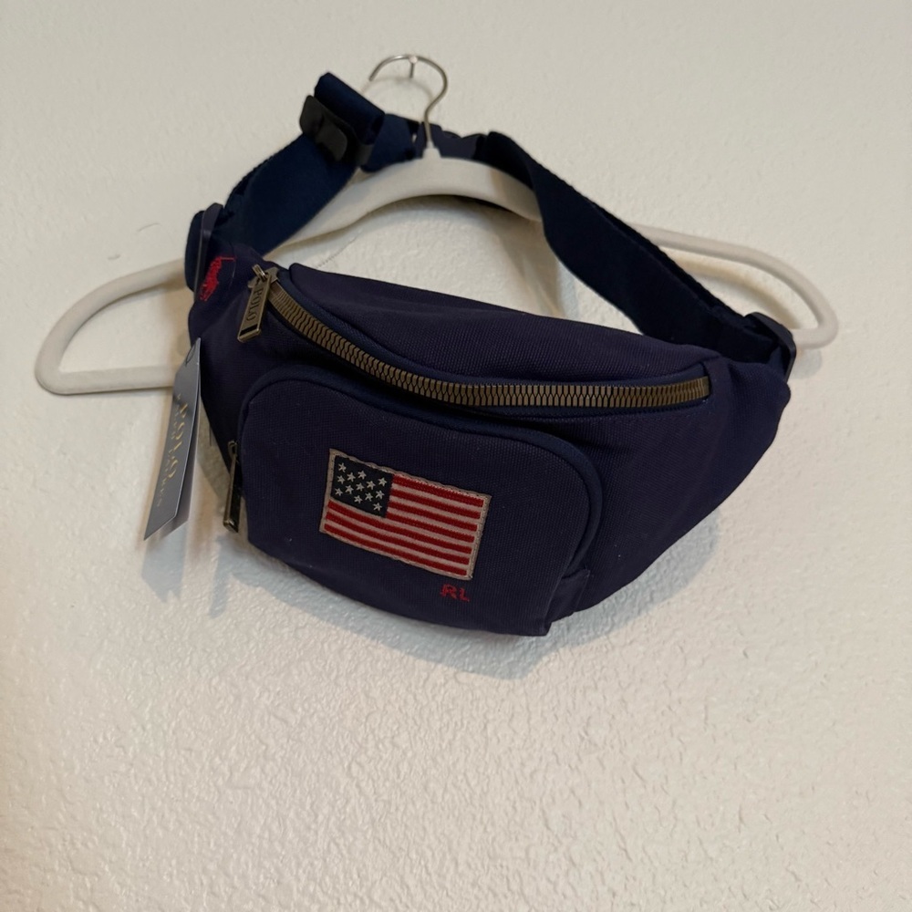 Polo Ralph Lauren Fanny Pack Waist Pack Navy Blue US Flag Patch 3 Pocket - NWT - Picture 7 of 13